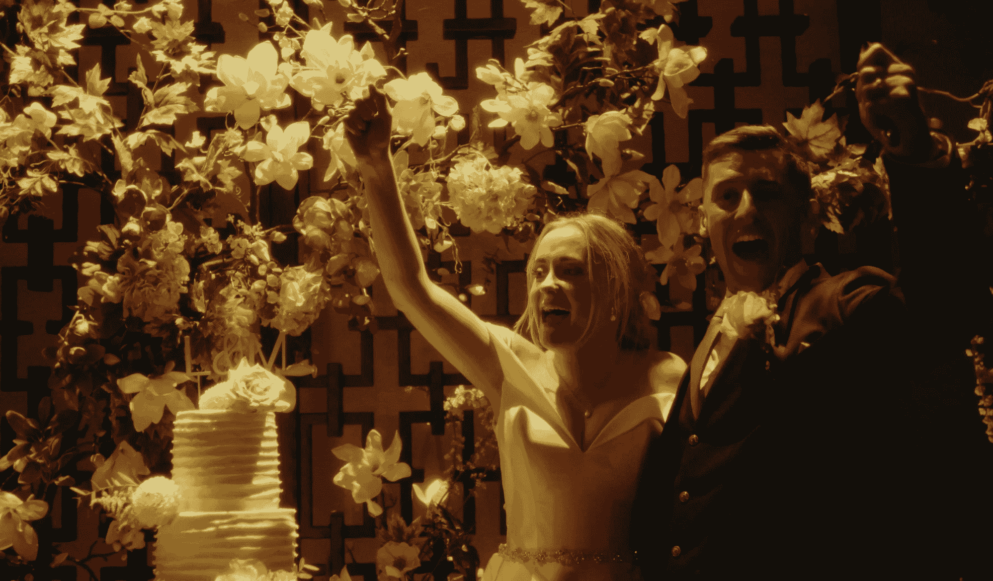 Wedding singer dance floor factors